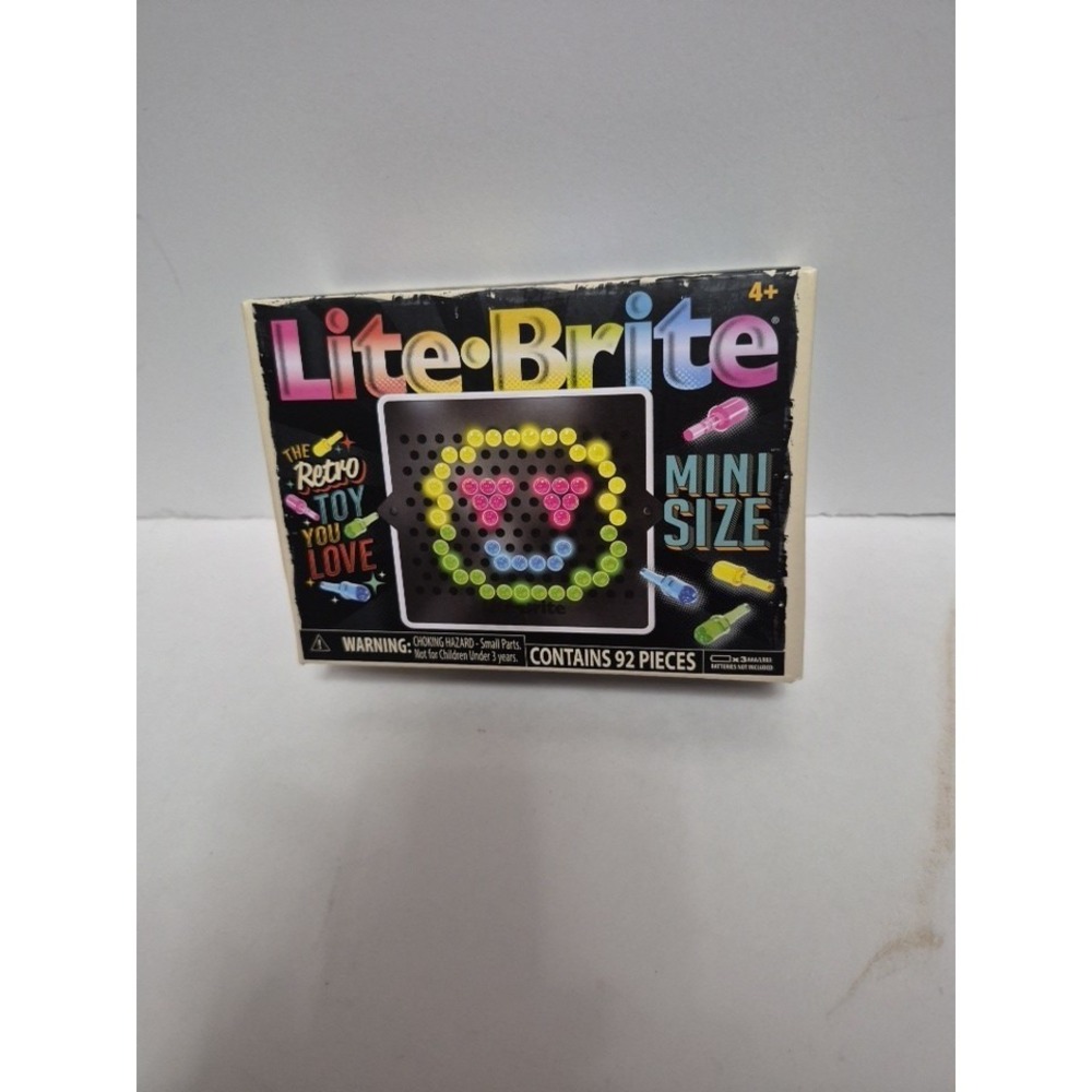 Lite Brite Mini Size Magic Screen Retro Toy Hasbro Basic Fun 92 Pieces NEW